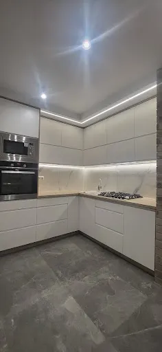 Alternatywa. FUH. Meble na wymiar